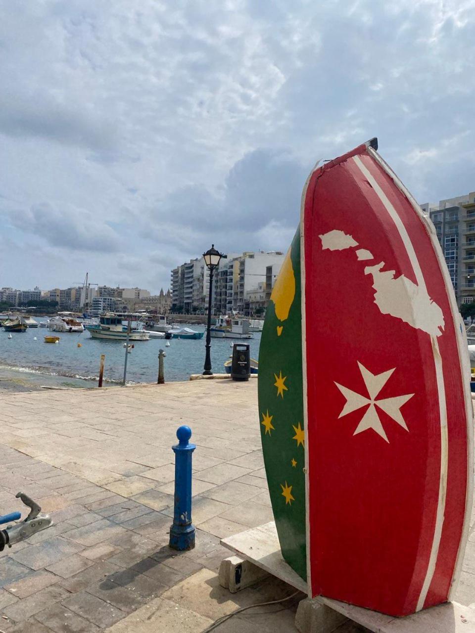 Malta Crown Guesthouse Saint Julian's Luaran gambar