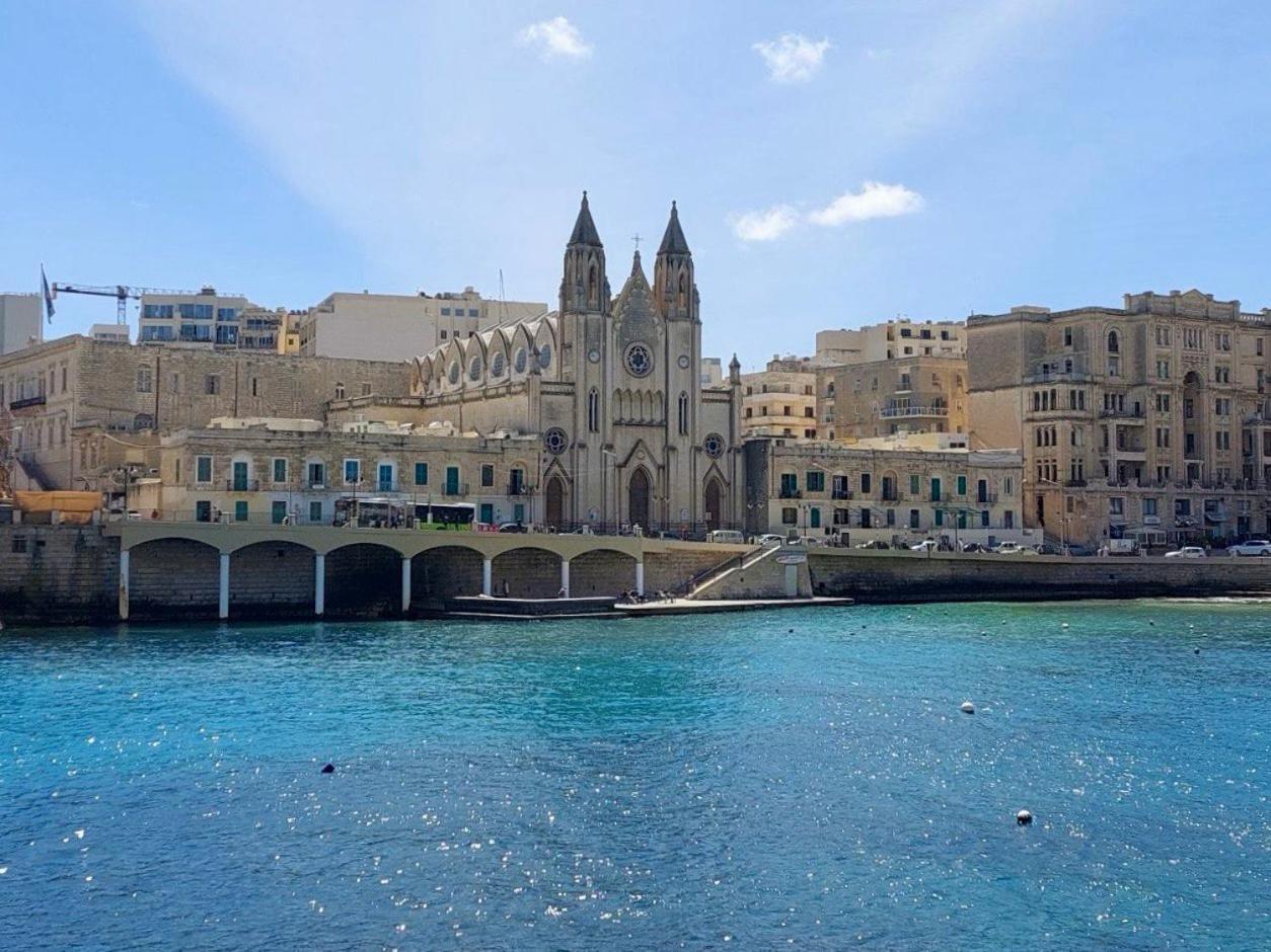 Malta Crown Guesthouse Saint Julian's Luaran gambar