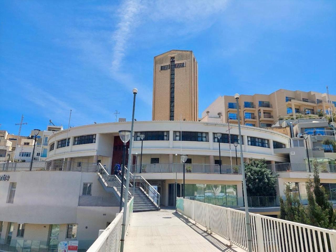 Malta Crown Guesthouse Saint Julian's Luaran gambar