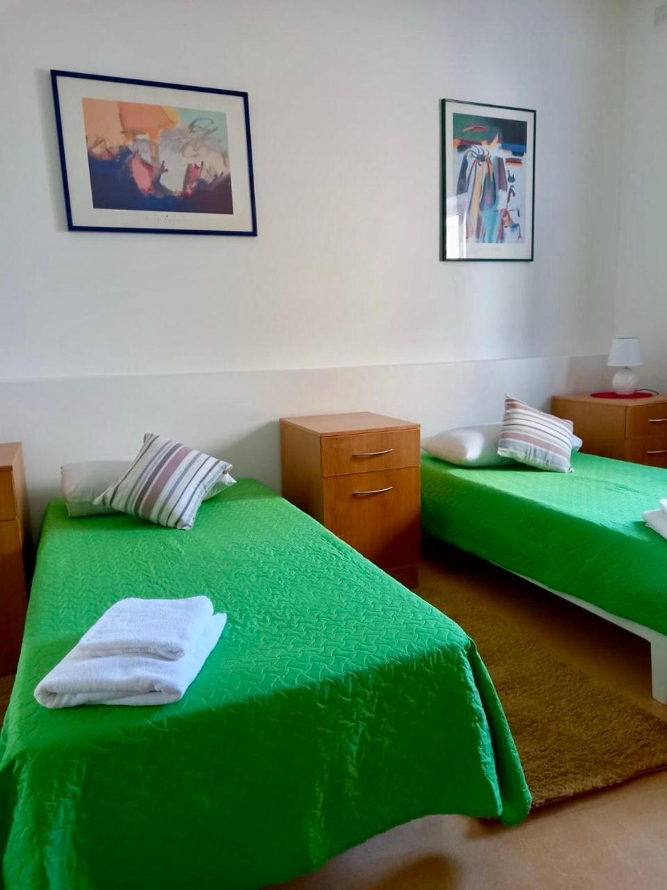 Malta Crown Guesthouse Saint Julian's Luaran gambar