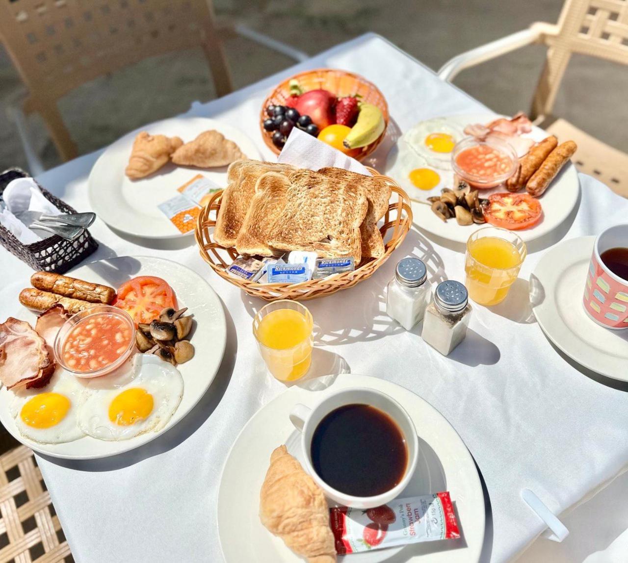 Malta Crown Guesthouse Saint Julian's Luaran gambar